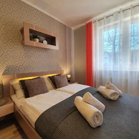 Apartamenty Sun&Fun Rezydencja Pod Debami Nad Lomnica 1B I 2B- Blisko Centrum I Sklepow W Otoczeniu Zieleni Karpacz Exterior photo
