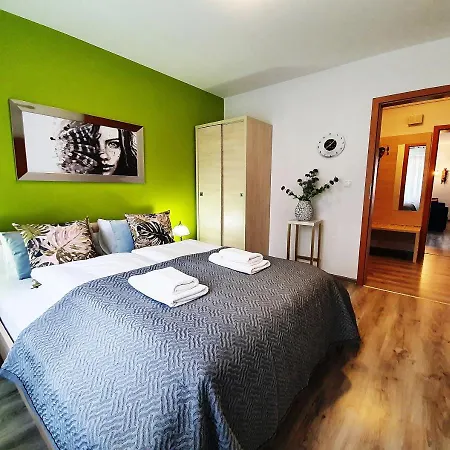 Apartamenty Sun&Fun Rezydencja Pod Debami Nad Lomnica 1B I 2B- Blisko Centrum I Sklepow W Otoczeniu Zieleni Karpacz Exterior photo